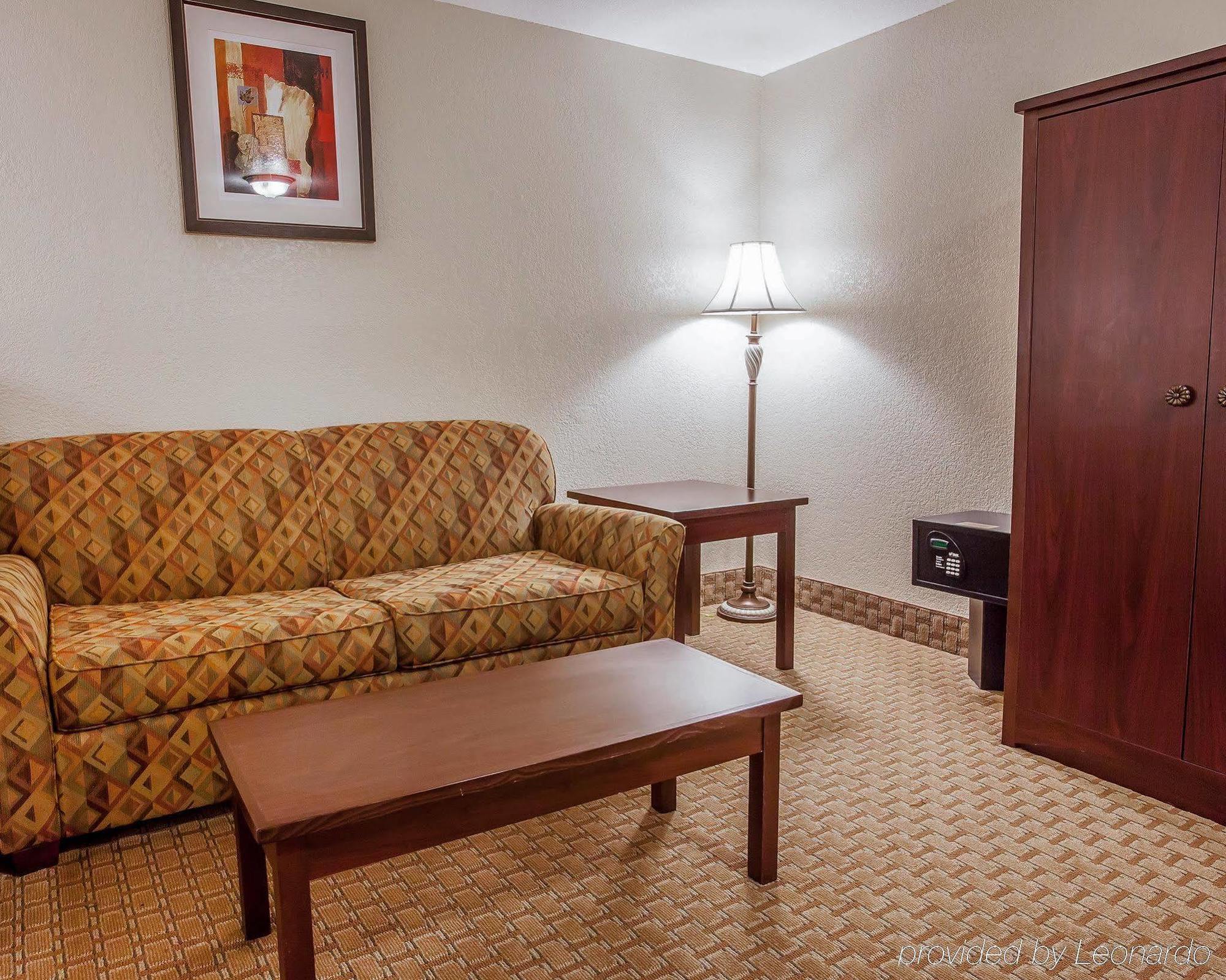 Quality Inn And Suites Toppenish Extérieur photo