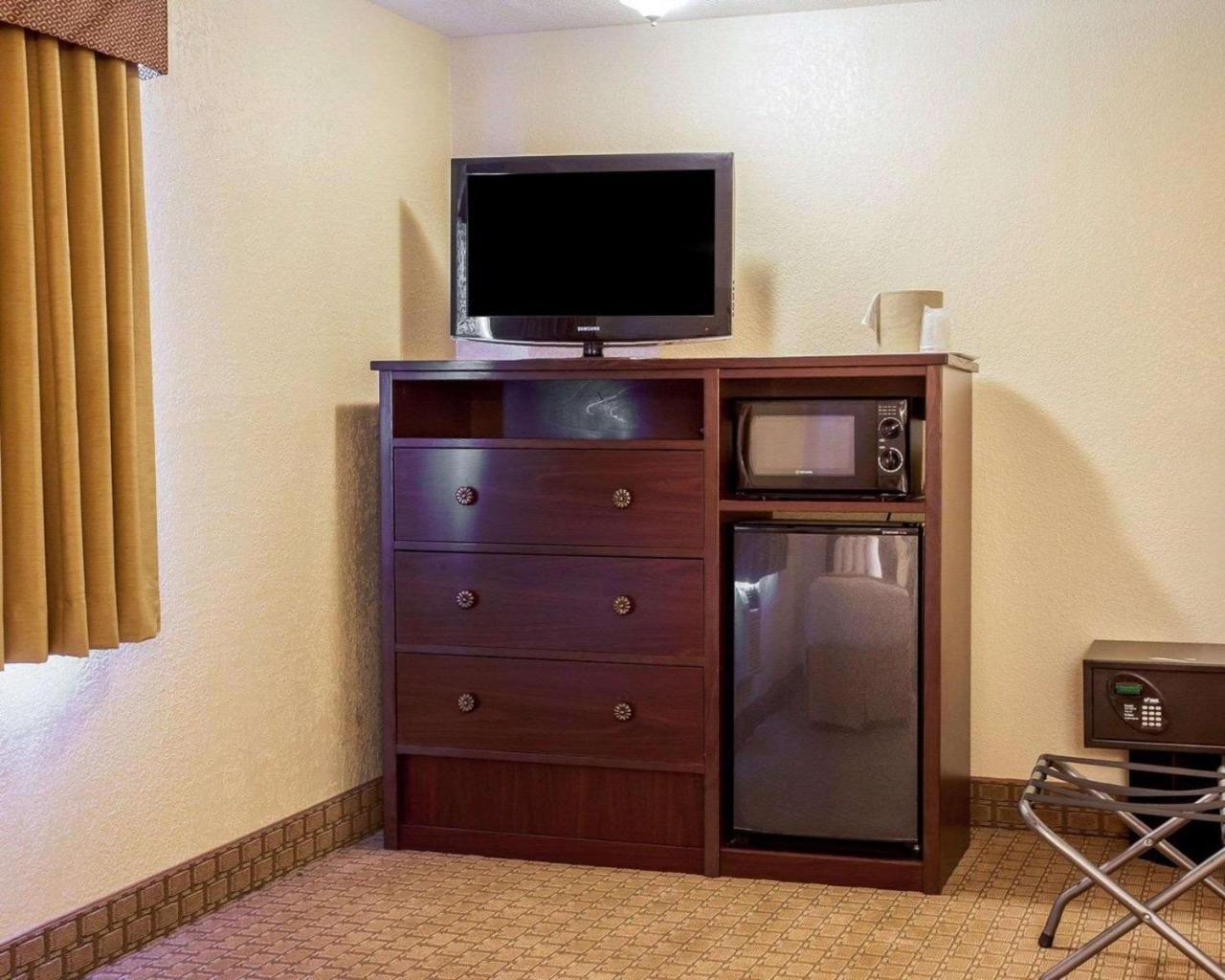 Quality Inn And Suites Toppenish Extérieur photo